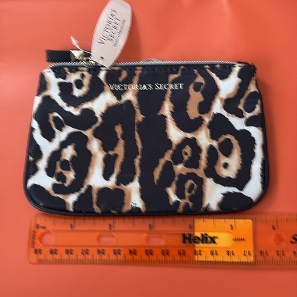 Victoria Secret coins bag - Picture 4 of 5